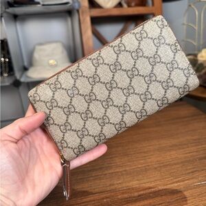 SOLD Gucci Canvas Wallet